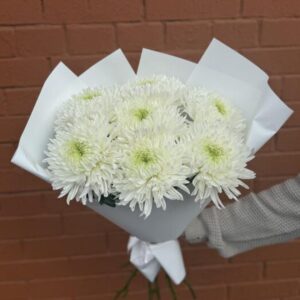 Букет из белых хризантем 7 шт
